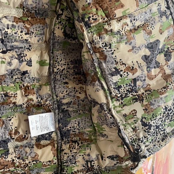 Forloh Women’s Thermoneutral Down Vest size M - Picture 13 of 15